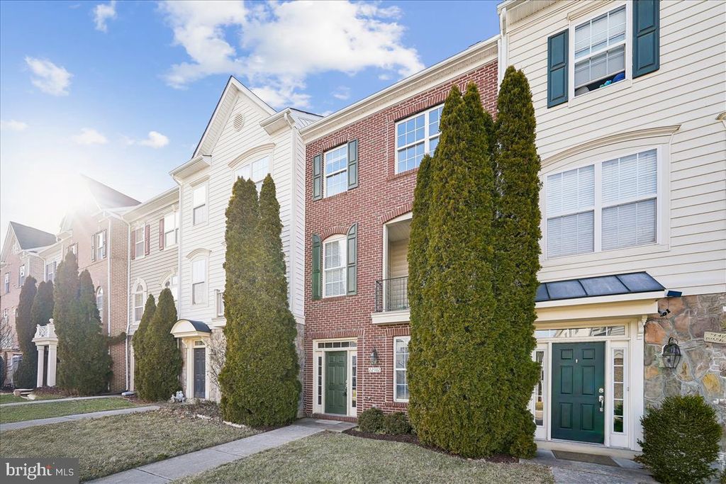 22982 FOX FIRE TER, Brambleton, VA 20148