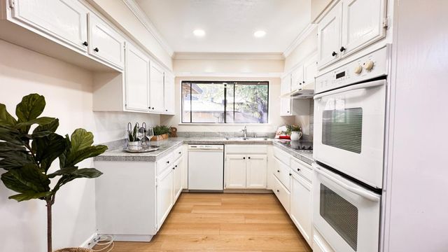 14664 Big Basin Way C, Saratoga, CA 95070