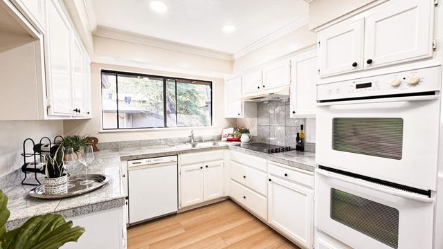 14664 Big Basin Way C, Saratoga, CA 95070