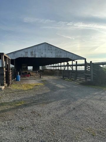 4790 Pacheco Pass Highway, Gilroy, CA 95020