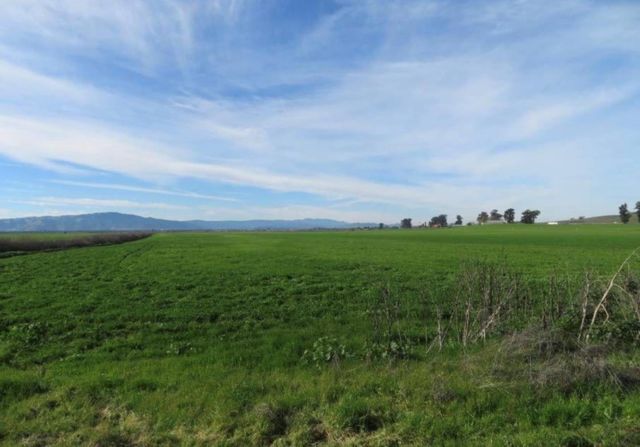 4790 Pacheco Pass Highway, Gilroy, CA 95020