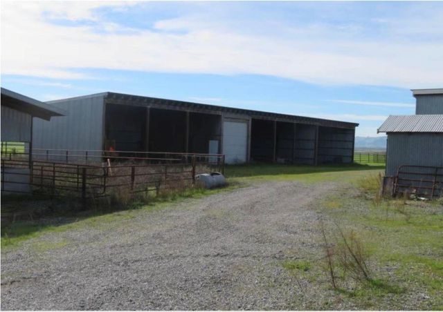 4790 Pacheco Pass Highway, Gilroy, CA 95020