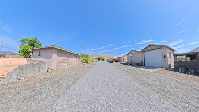 4790 Pacheco Pass Highway, Gilroy, CA 95020