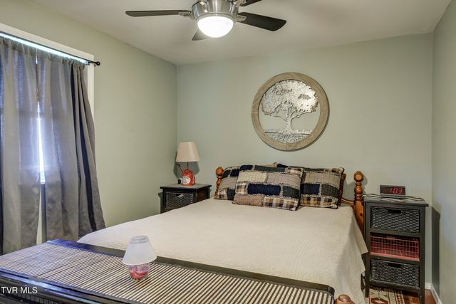 243 Cherry Hill Road, Jonesborough, TN 37659