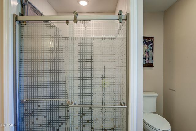 243 Cherry Hill Road, Jonesborough, TN 37659