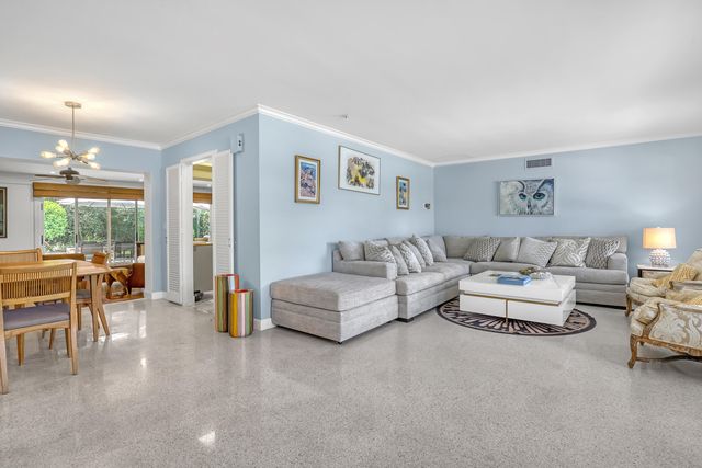 306 CASCADE Lane, Palm Beach Shores, FL 33404