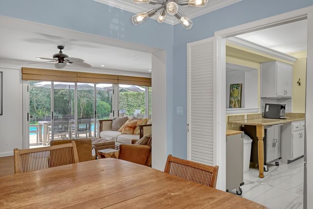 306 CASCADE Lane, Palm Beach Shores, FL 33404