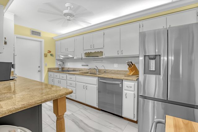 306 CASCADE Lane, Palm Beach Shores, FL 33404