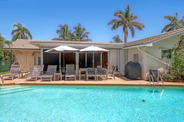 306 CASCADE Lane, Palm Beach Shores, FL 33404