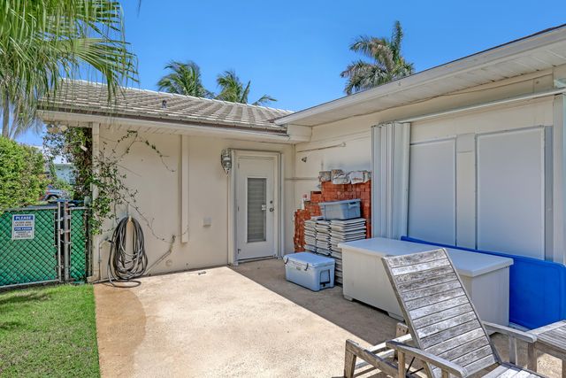 306 CASCADE Lane, Palm Beach Shores, FL 33404