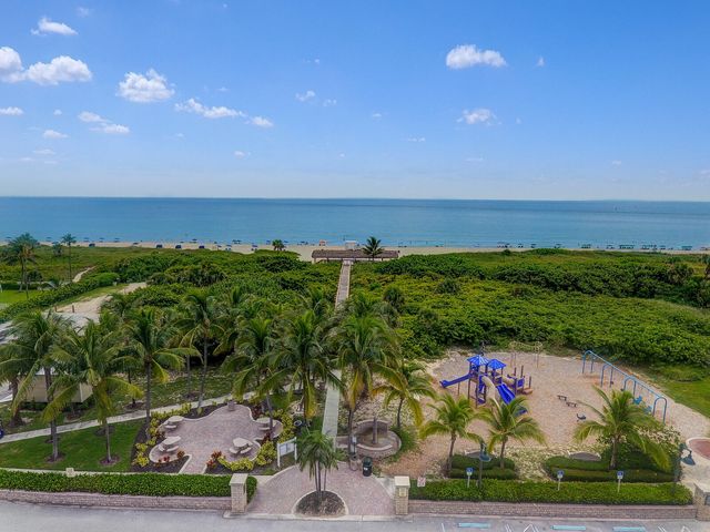 306 CASCADE Lane, Palm Beach Shores, FL 33404