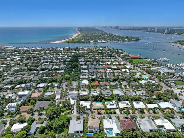 306 CASCADE Lane, Palm Beach Shores, FL 33404