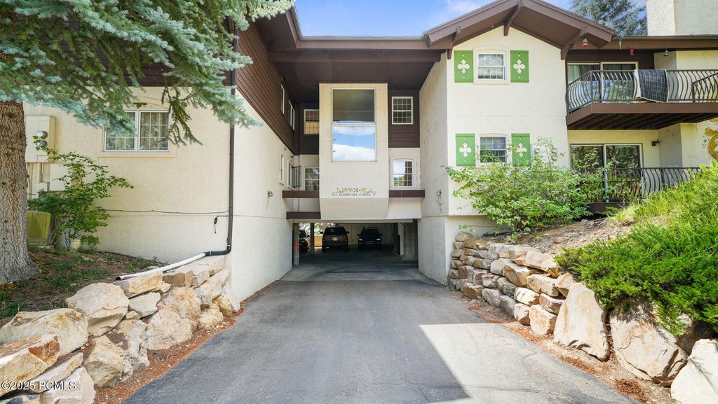 901 Schneitter Circle B7, Midway, UT 84049