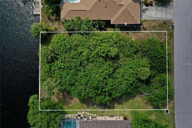 17133 CANARY LANE, Port Charlotte, FL 33948