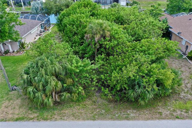 17133 CANARY LANE, Port Charlotte, FL 33948