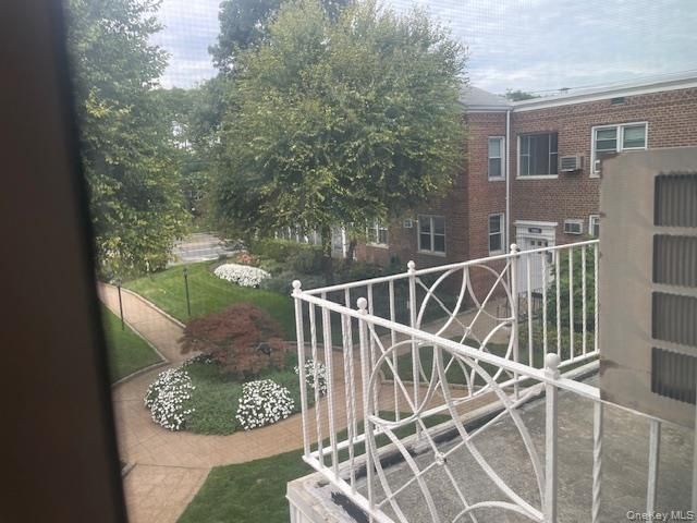 1385 Broadway A31, Hewlett, NY 11557