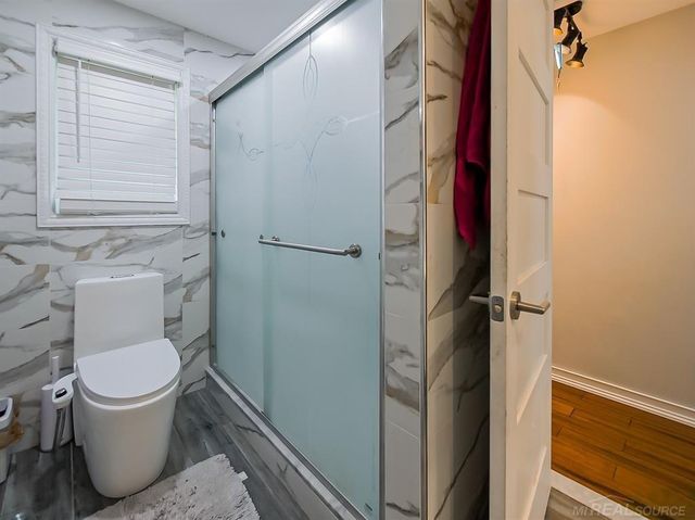 2196 Niagara Street, Troy, MI 48083