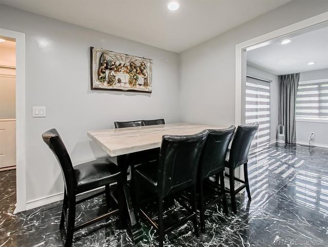 2196 Niagara Street, Troy, MI 48083