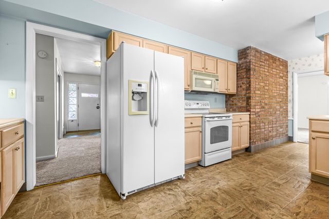 31 E Clinton Drive, Battle Creek City, MI 49017