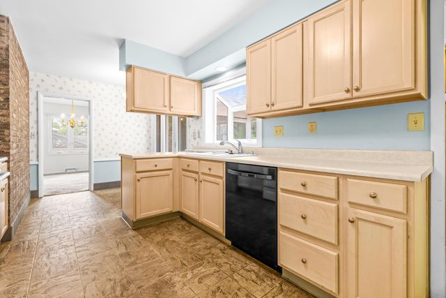 31 E Clinton Drive, Battle Creek City, MI 49017