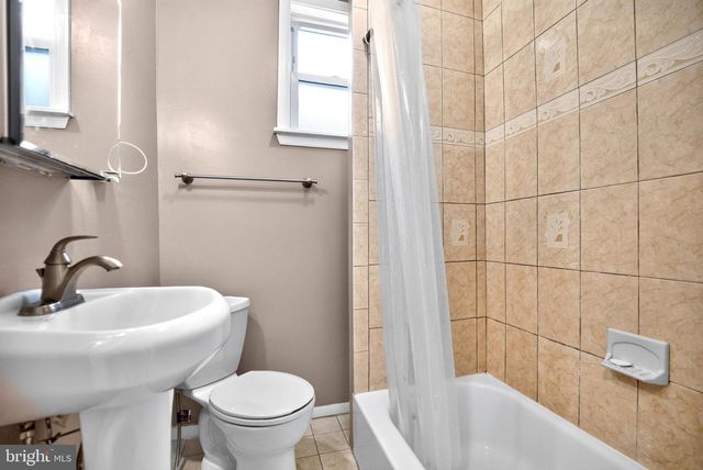 2638 S JUNIPER ST, Philadelphia, PA 19148