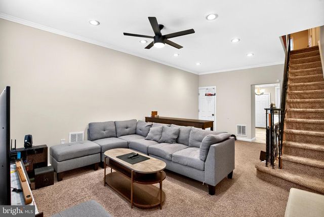 2638 S JUNIPER ST, Philadelphia, PA 19148