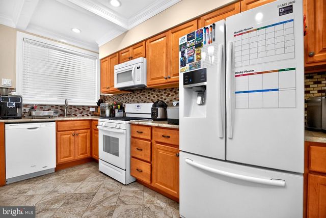 2638 S JUNIPER ST, Philadelphia, PA 19148