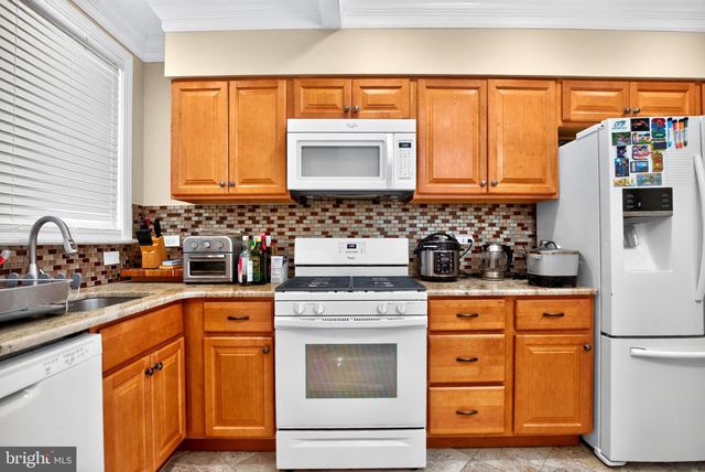 2638 S JUNIPER ST, Philadelphia, PA 19148