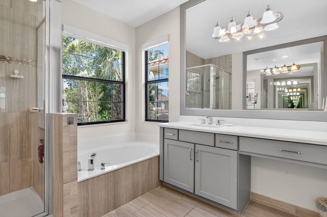 13820 Imperial Topaz Trail, Delray Beach, FL 33446