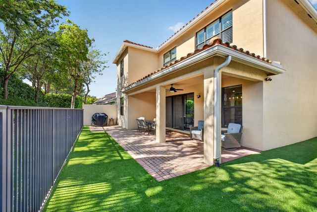 13820 Imperial Topaz Trail, Delray Beach, FL 33446