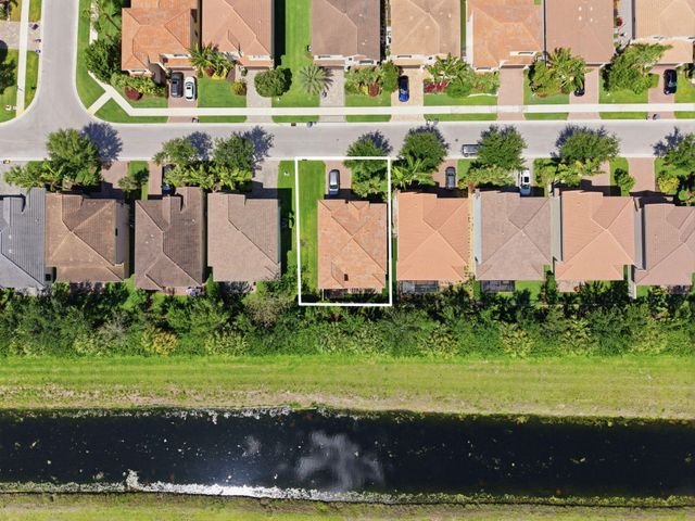 13820 Imperial Topaz Trail, Delray Beach, FL 33446