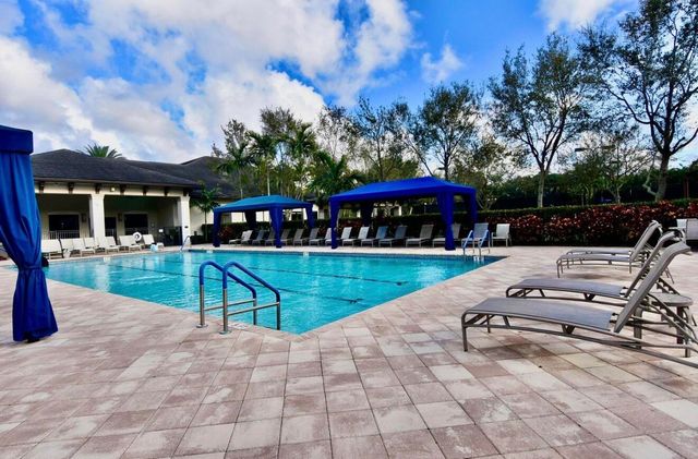 13820 Imperial Topaz Trail, Delray Beach, FL 33446