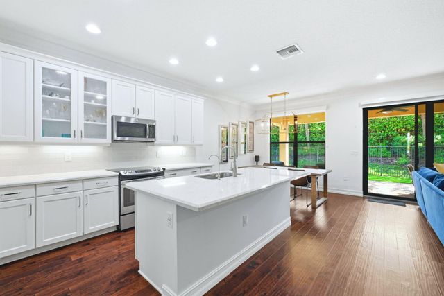 13820 Imperial Topaz Trail, Delray Beach, FL 33446