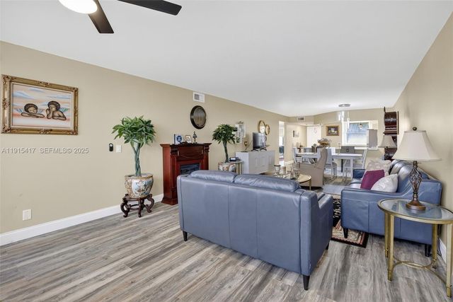 2521 NW 104th Avenue 203, Sunrise, FL 33322