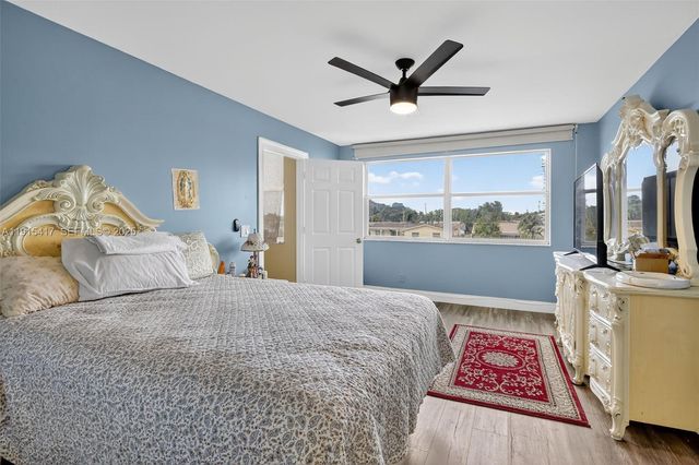 2521 NW 104th Avenue 203, Sunrise, FL 33322
