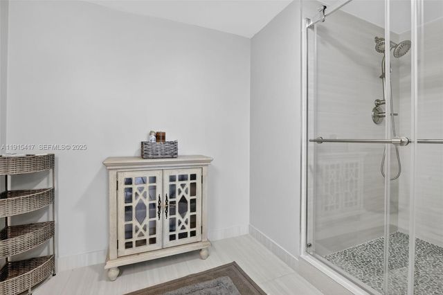 2521 NW 104th Avenue 203, Sunrise, FL 33322