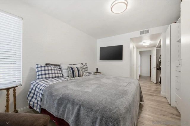 1564 Tanglewood Ln. 18, Escondido, CA 92029