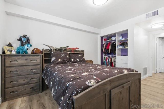 1564 Tanglewood Ln. 18, Escondido, CA 92029