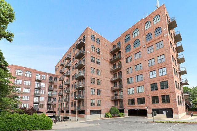 3235 Roswell NE Road 520, Atlanta, GA 30305