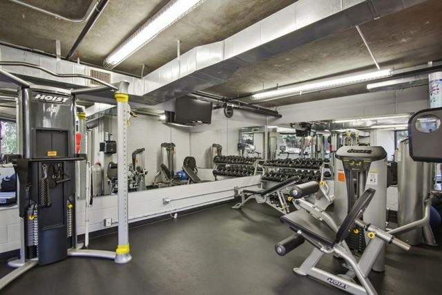 3235 Roswell NE Road 520, Atlanta, GA 30305