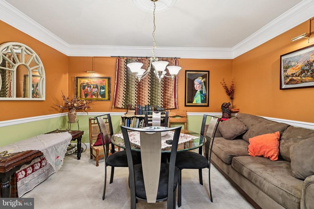 2907 SAINTSBURY PLZ #206, Fairfax, VA 22031