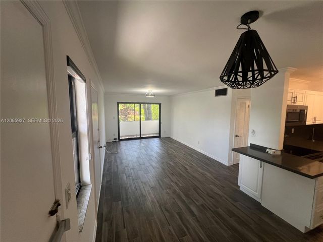 8701 SW 141st Street H3, Palmetto Bay, FL 33176