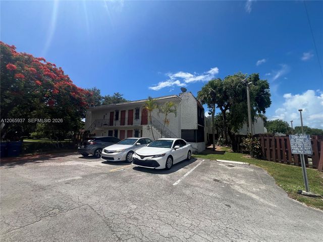 8701 SW 141st Street H3, Palmetto Bay, FL 33176