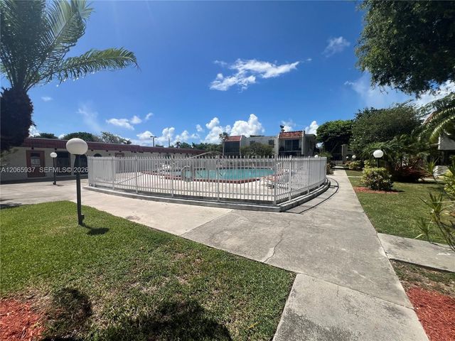 8701 SW 141st Street H3, Palmetto Bay, FL 33176