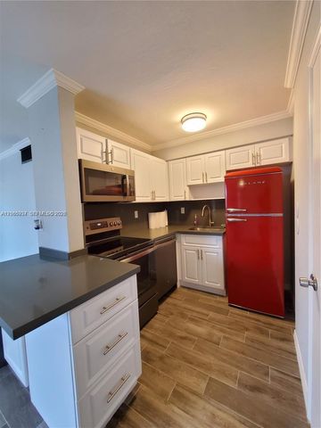 8701 SW 141st Street H3, Palmetto Bay, FL 33176
