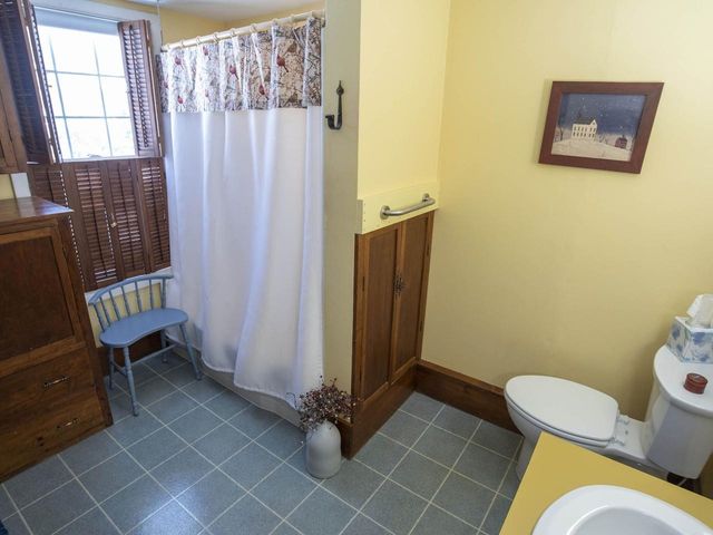 19 Roberts Street, Montpelier, VT 05602