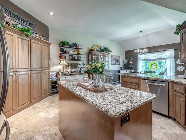 801 Colony Drive, Edmond, OK 73003