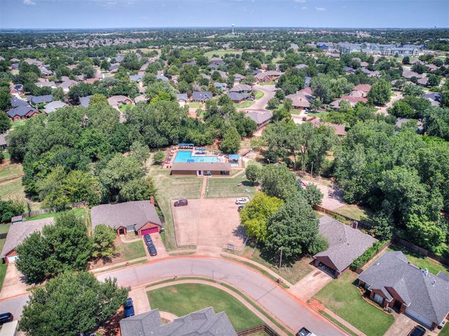 801 Colony Drive, Edmond, OK 73003