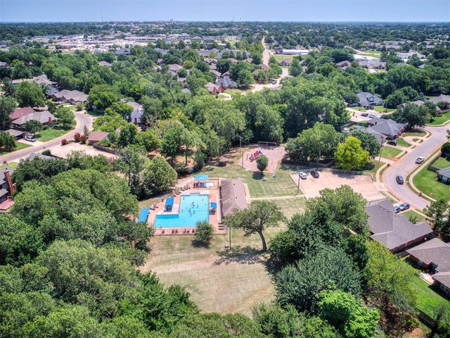 801 Colony Drive, Edmond, OK 73003