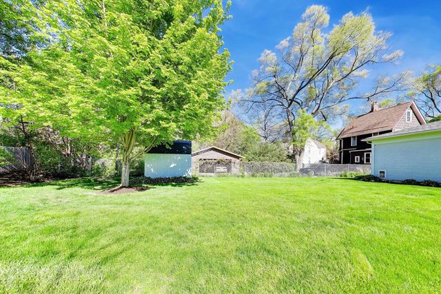 336 Cory Avenue, Waukegan, IL 60085